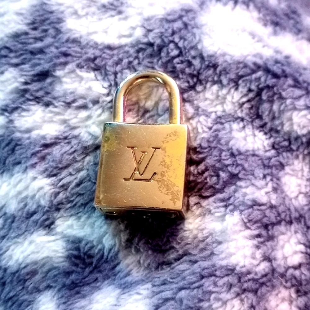 Louis Vuitton Lock